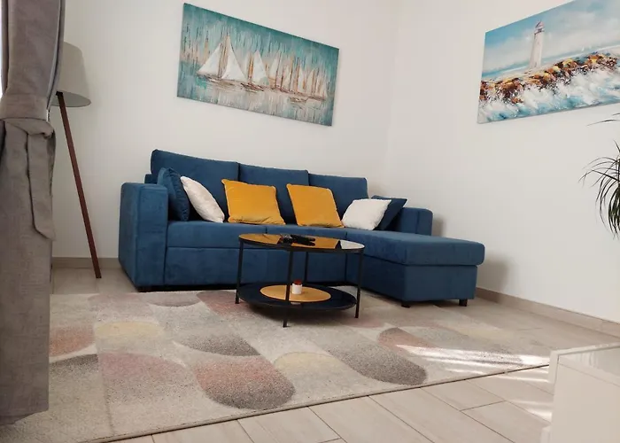 Greenvine Apartment